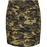 PIECES PIECES X DITTE ESTRUP X CILLE FJORD PCJESSICA SHORT SKIRT Restudsalg Burnt Olive Camouflage Print