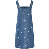 PIECES PIECES dame kjole PCFLORA Dress Medium Blue Denim WHITE FLOWER EMBROIDE