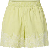 PIECES PIECES dame shorts PCGILIA Shorts Celery Green Embroidery edge