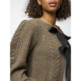PIECES PIECES dame strik PCROW Restudsalg Morel Black woven bows