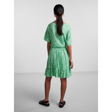 PIECES Pieces dame nederdel PCNYA Restudsalg Irish Green Flower