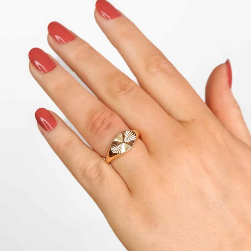 muun STUDIOS Muun studios Sun Signet Oval Ring 18K Guldbelagt R025 Jewelry Guld