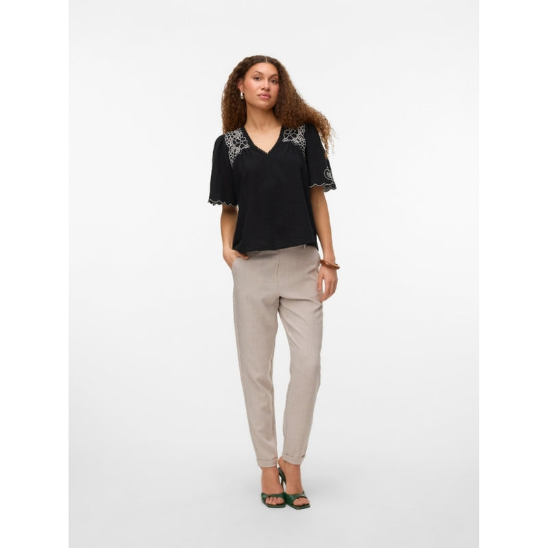 Vero Moda VERO MODA dame bluse VMBRIDGET Blouse Black CLOUD DANCER EMB.