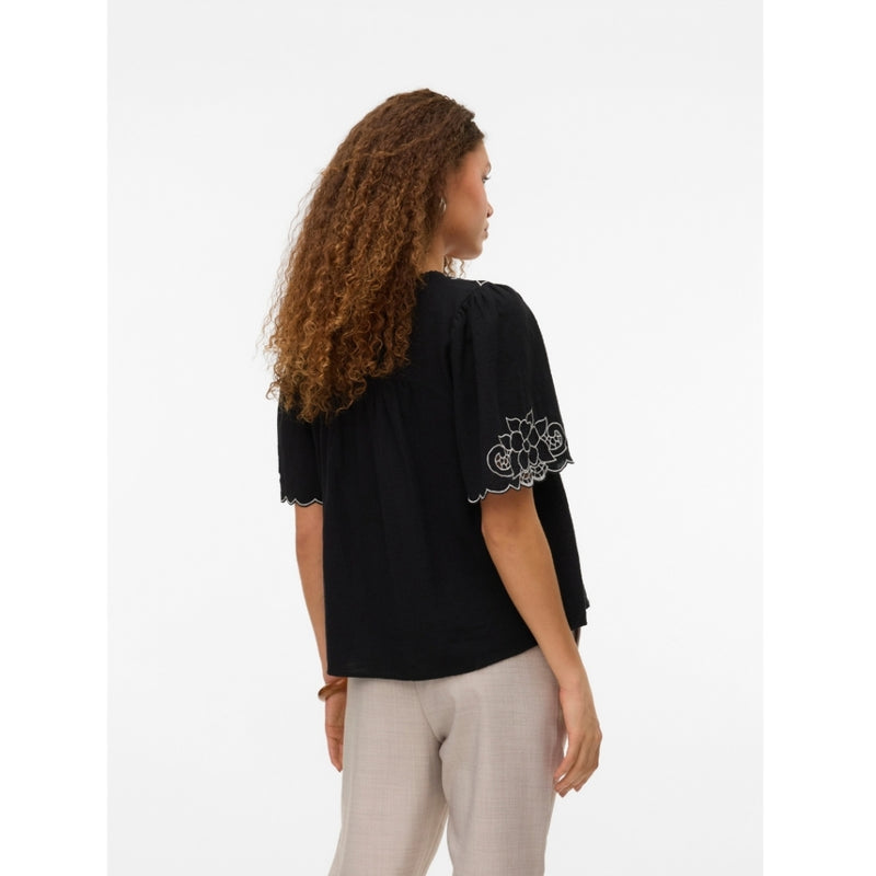 Vero Moda VERO MODA dame bluse VMBRIDGET Blouse Black CLOUD DANCER EMB.