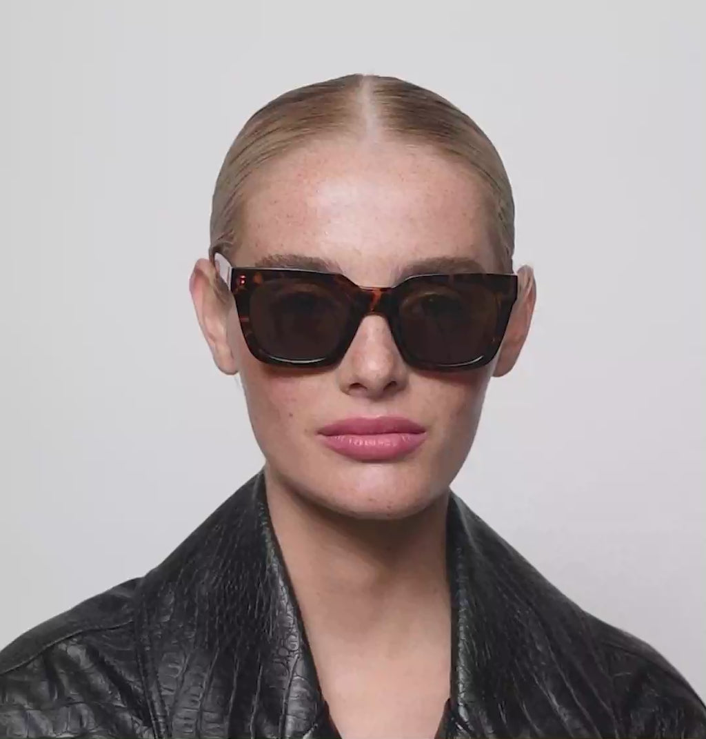 A. KJÆRBEDE A.Kjærbede solbriller Nancy Sunglasses Demi Tortoise